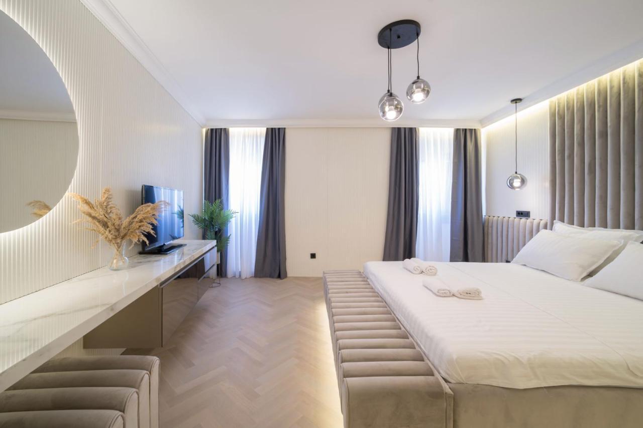 אומאג Luxury Villa Christian מראה חיצוני תמונה