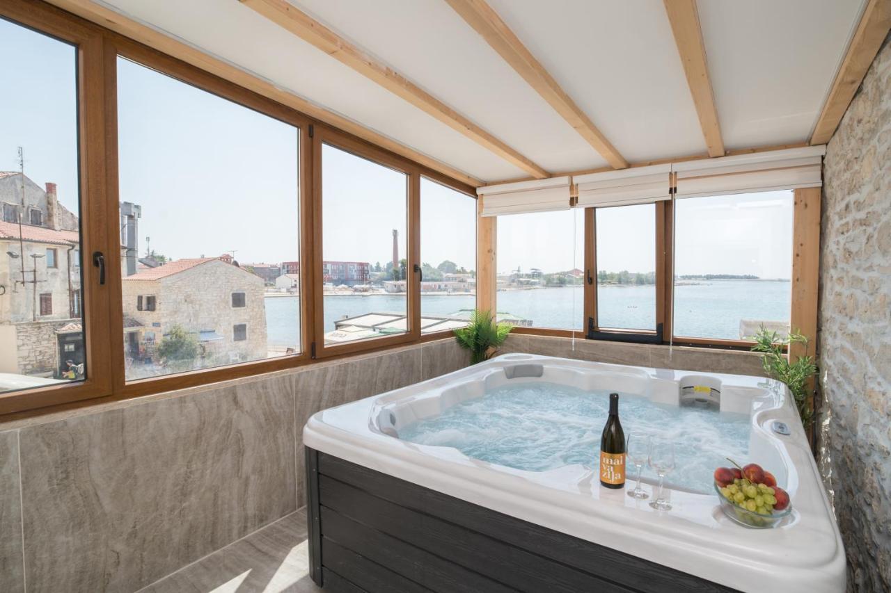 אומאג Luxury Villa Christian מראה חיצוני תמונה