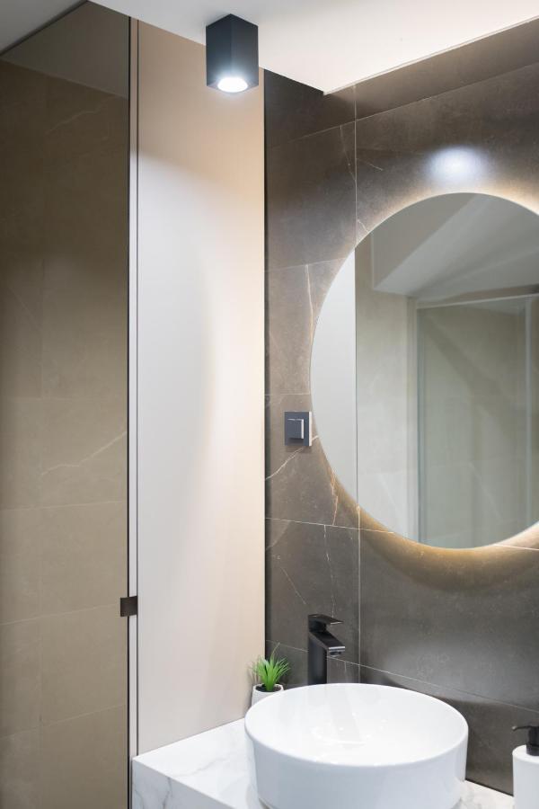 אומאג Luxury Villa Christian מראה חיצוני תמונה