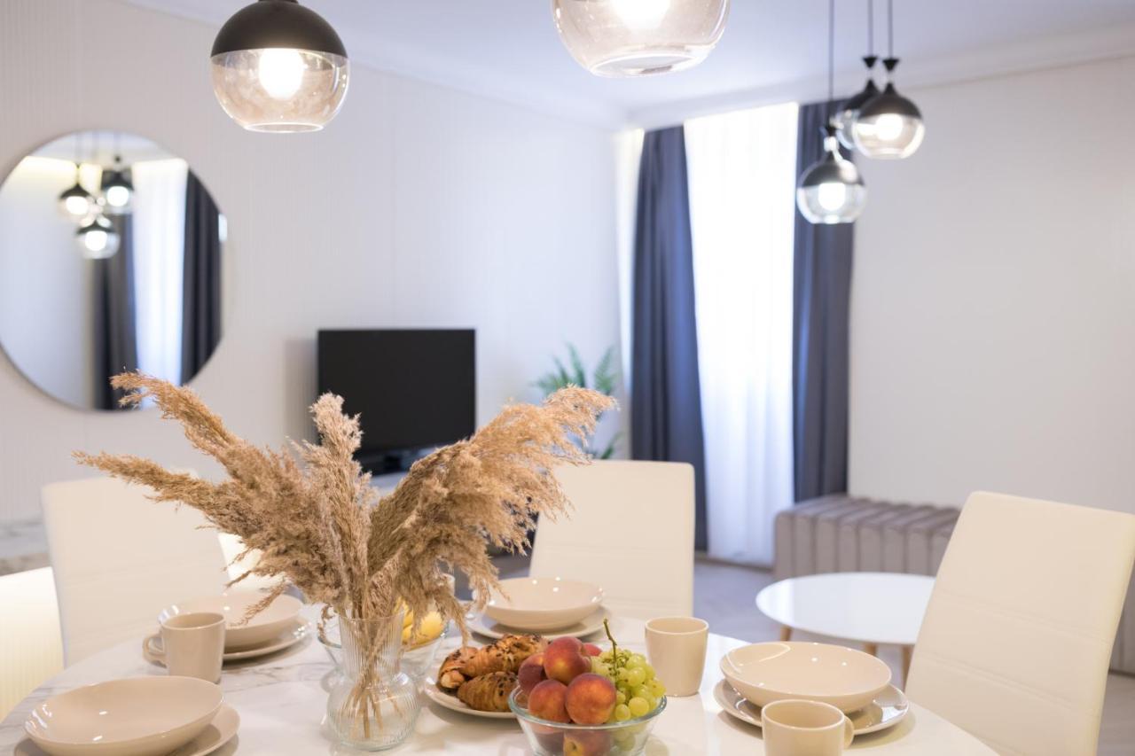 אומאג Luxury Villa Christian מראה חיצוני תמונה